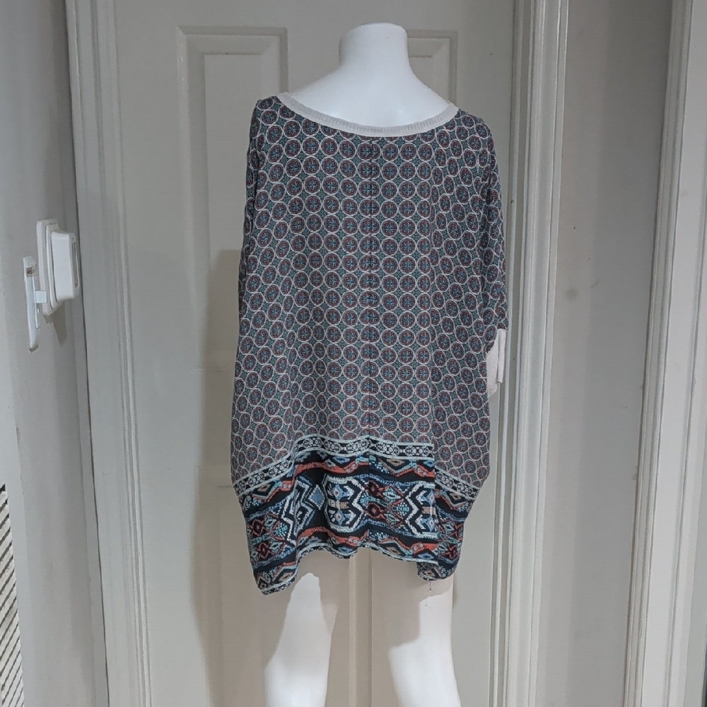 Bobeau Geometric Patterned Flowy Multicolored Blo… - image 3